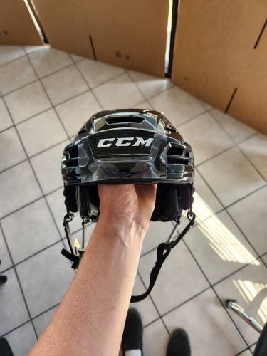 New Medium CCM Tacks 710 Helmet