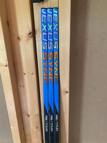 3-Pack Bauer Nexus Sync Sticks P92 Left 77 Flex Used