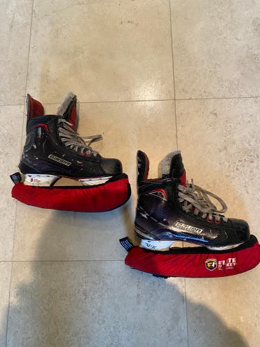 Used Bauer Regular Width 7.5 Vapor 1X Hockey Skates