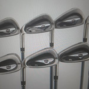Used Men's Wilson Staff D15 Iron Set Regular Flex 8 Pieces Graphite Shaft