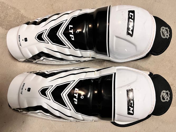 Junior CCM LTP 13" Shin Pads