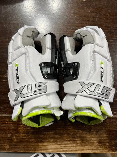 New STX Cell V Lacrosse Goalie Gloves (medium)