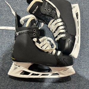Lightly Used Arizona Coyotes Schmaltz Senior CCM Pro Stock 7.5 Super Tacks AS3 Pro Hockey Skates