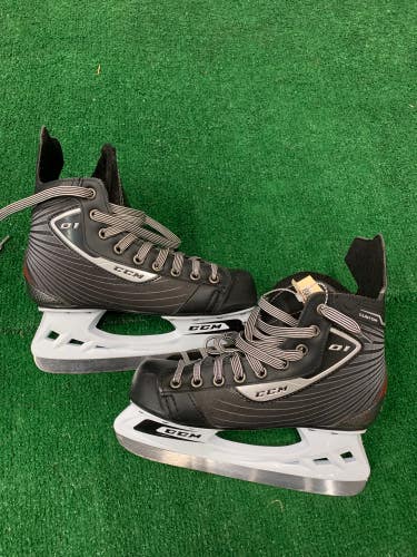 CCM CUSTOM 01 Hockey Skates | INT 5