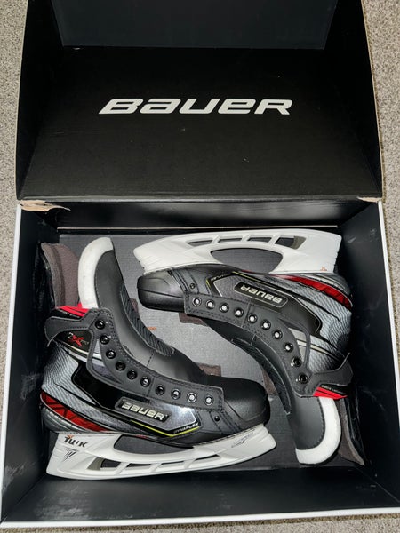 New Senior Bauer Regular Width  Pro Stock 9.5 Vapor 2X Pro Hockey Skates