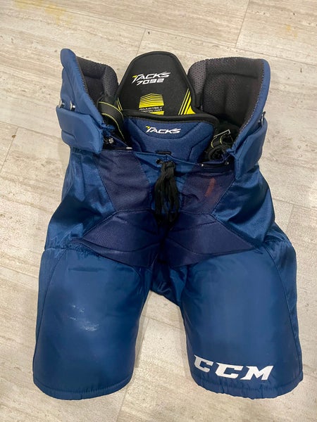 Senior Large CCM Tacks 7092 Hockey Pants-NAVY