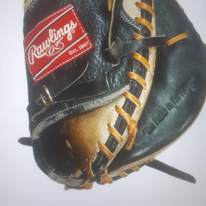 Used Rawlings Right Hand Throw Catcher's RCMYB Baseball Glove 32.5"