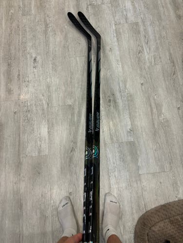 2 Pack New Senior Bauer Left Hand P28 77 Flex Proto-R Hockey Stick