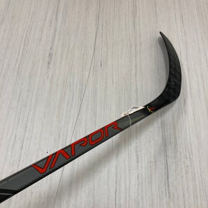 Used Senior Bauer Vapor FlyLite Right Handed Hockey Stick P92