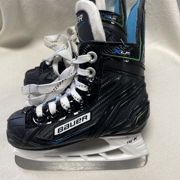 Junior Youth Size 8 Bauer XLP Ice Hockey Skates SidelineSwap Buy