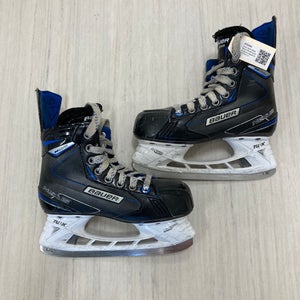Used Junior Bauer Nexus Elevate Hockey Skates Size 3.5