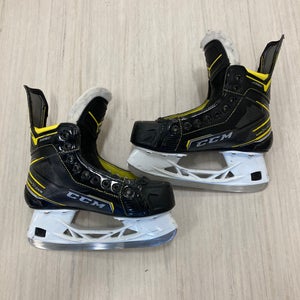 Used Junior CCM Super Tacks 9380 Hockey Skates Size 3.5