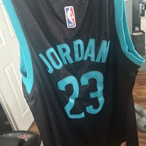 Black Used Men's  Jersey