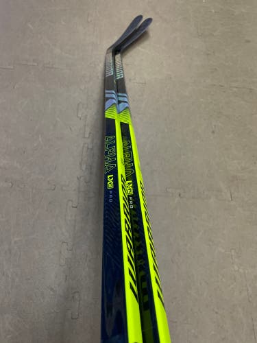 New Senior Warrior Right Handed W03 Alpha LX2 PRO Hockey Stick - 2 Pack