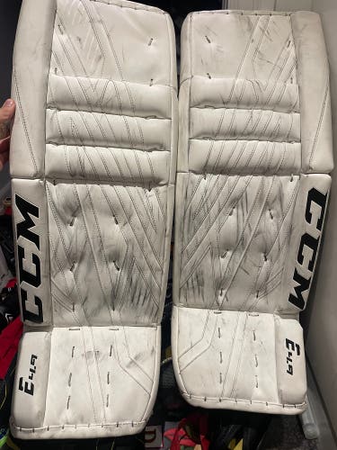 CCM Eflex 4.9 Goalie Pads, 33+1