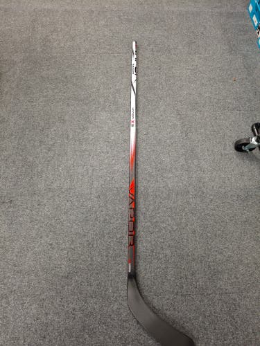 New Senior Bauer Vapor 3X Right Handed Hockey Stick P92