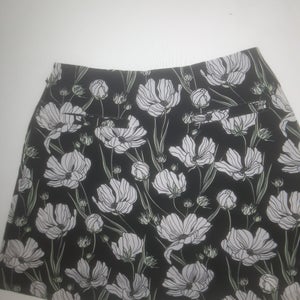 New Small Women's Tail Shorts