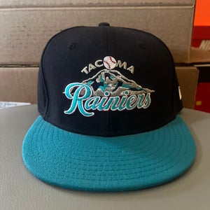Used One Size Fits All New Era Hat