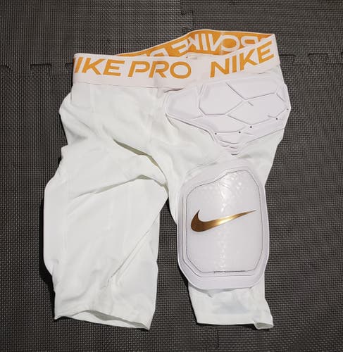 NWT Nike Pro Hyper-Strong Padded Football Compression Shorts AQ2732-101 Men's L