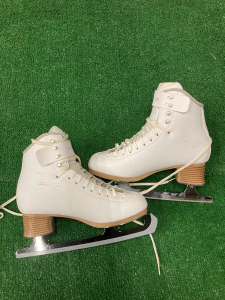 Used Jackson Ultima Evo Figure Skates Adult 7