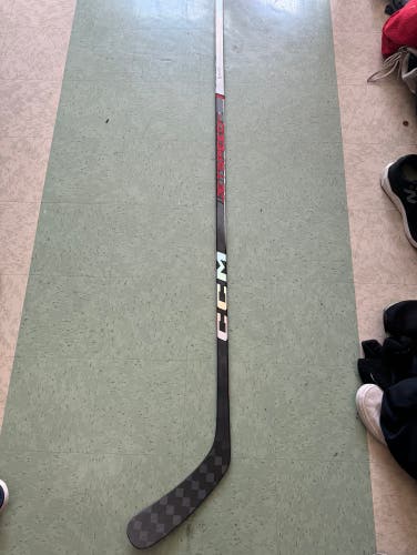 New Senior CCM Right Handed P29  Jetspeed FT6 Pro Hockey Stick