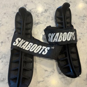 Skaboots walking blade cover - Youth Medium - Junior Skate Sizes 1.0-4.0