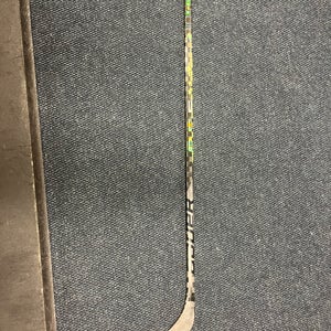 Used Bauer Right Handed P92 Ag5nt Hockey Stick