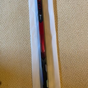 New Senior CCM Jetspeed FT7 Pro Right Handed Hockey Stick P90TM