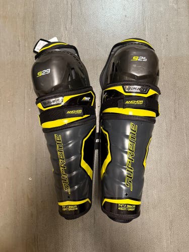 New Senior Bauer 14"  Supreme S29 Shin Pads