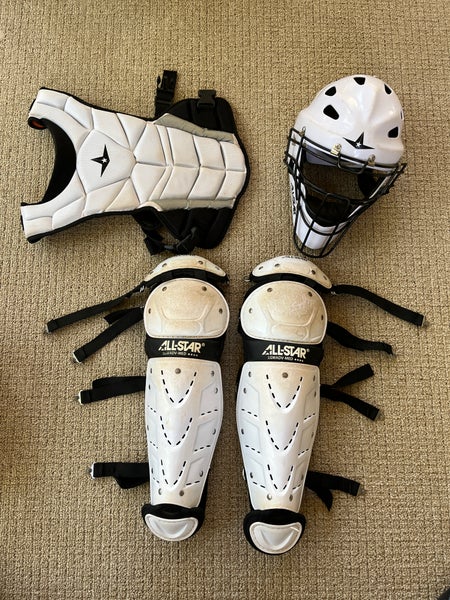 Used All Star Advanced Series Catcher’s Set, Medium size age 9-12