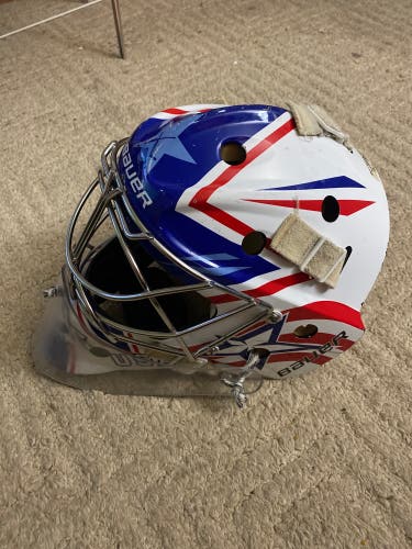 Bauer goalie mask With Cat-Eye