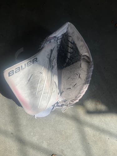 Used 2022 Bauer Regular Hyperlite