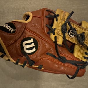 Used  Infield 11" A550 Baseball Glove