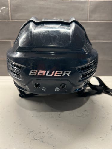 Used Medium Bauer  Re-Akt 200 Helmet
