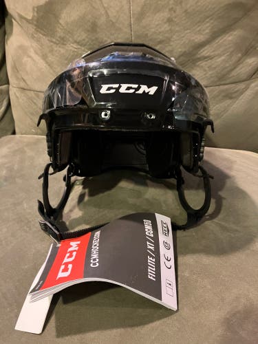 New Small CCM FL40 Helmet