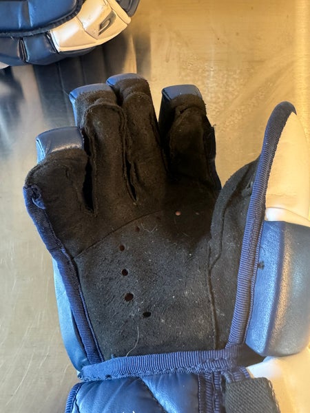 Graf G7 Hockey Gloves