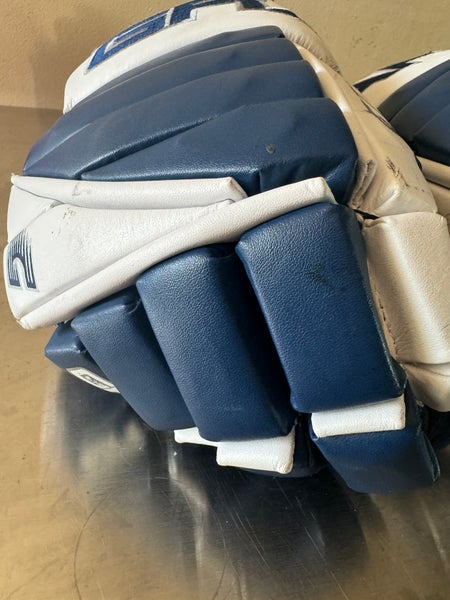 Graf G7 Hockey Gloves
