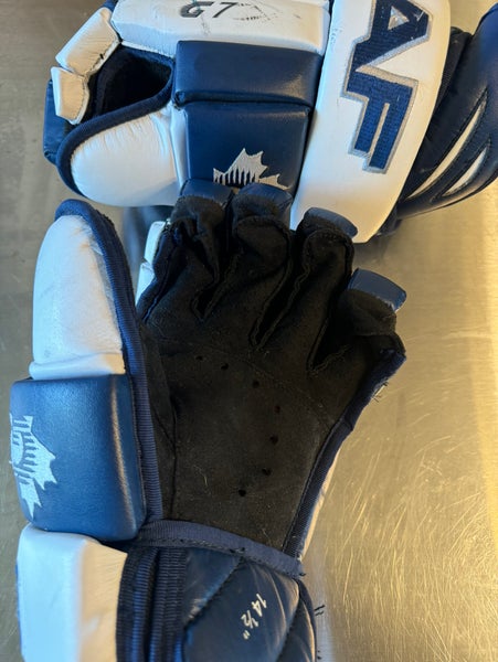 Graf G7 Hockey Gloves