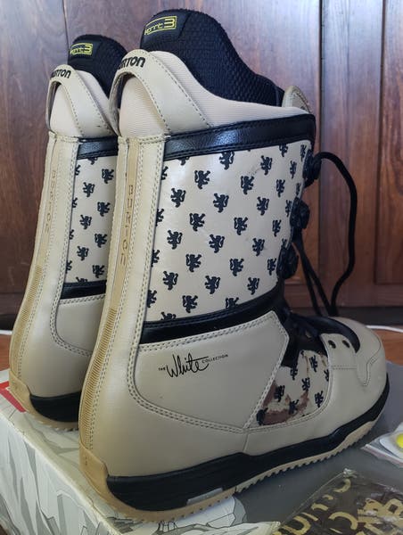MENS 9.5 Burton Snowboard Boots THE SHAUN WHITE COLLECTION/LACE UP