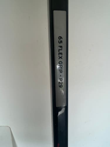 New Intermediate CCM Left Hand P29  Jetspeed FT7 Pro Hockey Stick