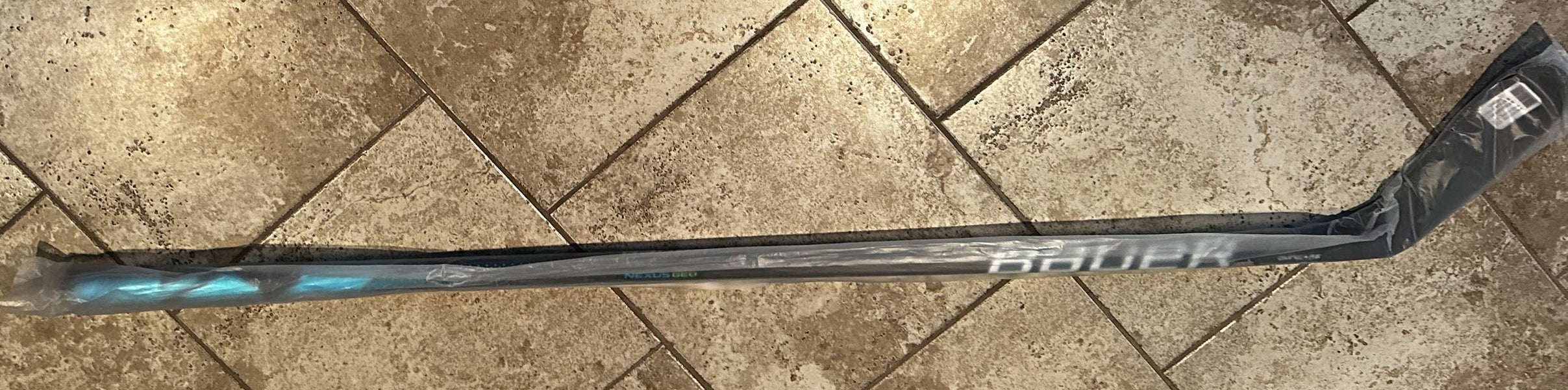 New Senior Bauer Nexus Geo Left Hand Hockey Stick P28 102 flex