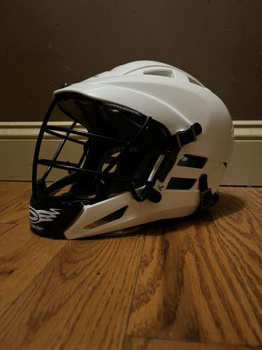 Cascade CS Lacrosse Helmet YOUTH One Size Fits Most
