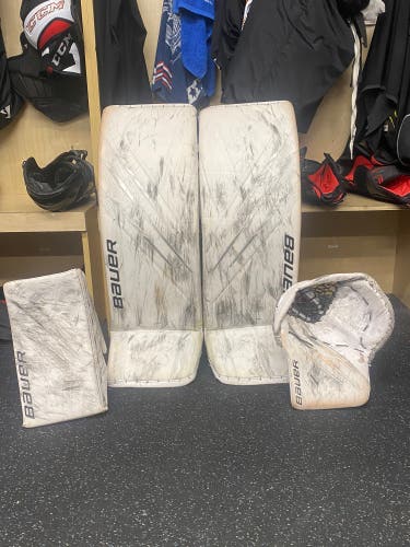 Bauer Regular Hyperlite Goalie Full Set