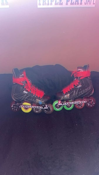 Used Senior Mission CSX Hockey Skates Regular Width 8.5 DOES NOT COME WITH WHEELS