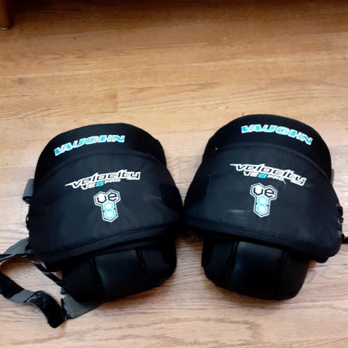 Used Vaughn V8 Velocity Sr. knee pads
