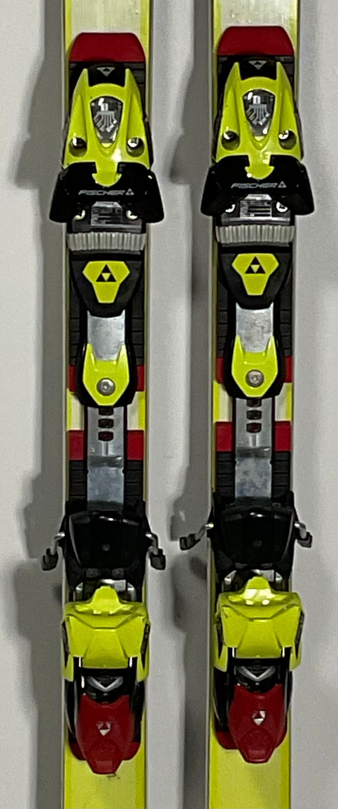 Used Fischer 210cm Fischer World Cup SG Skis With Fischer RC4 Z17