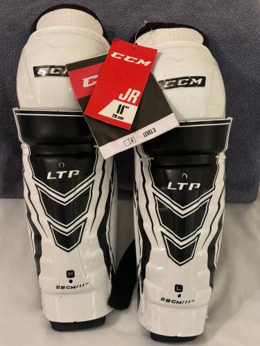 New w/Tags CCM LTP Junior 11"/28cm Ice Hockey Shin Guards