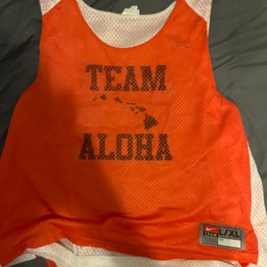 Team Aloha Lax pinny