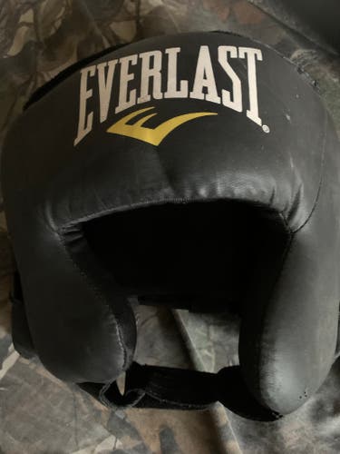 Used Everlast Ever Fresh Headgear