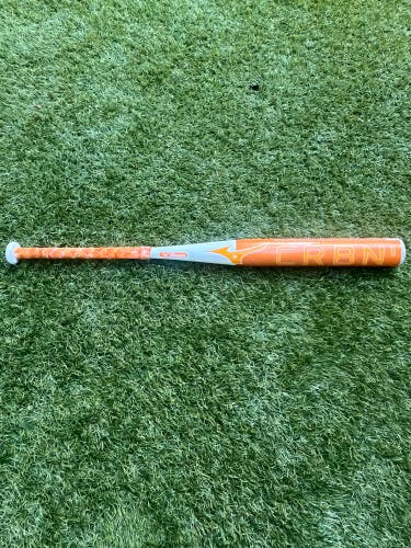*Like New* 32 Drop 10 LIMITED EDITION 2024 Mizuno F24 CRBN1 Orange/White Fastpitch Bat